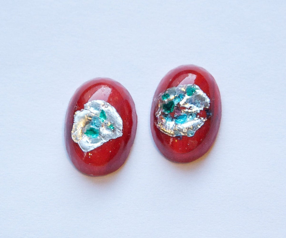 Vintage Red Foil Oval Cabochon 18x13mm (2) cab440L