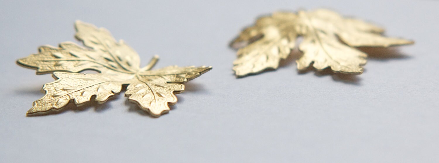 Raw Brass Maple Leaf Stampings mtl316A