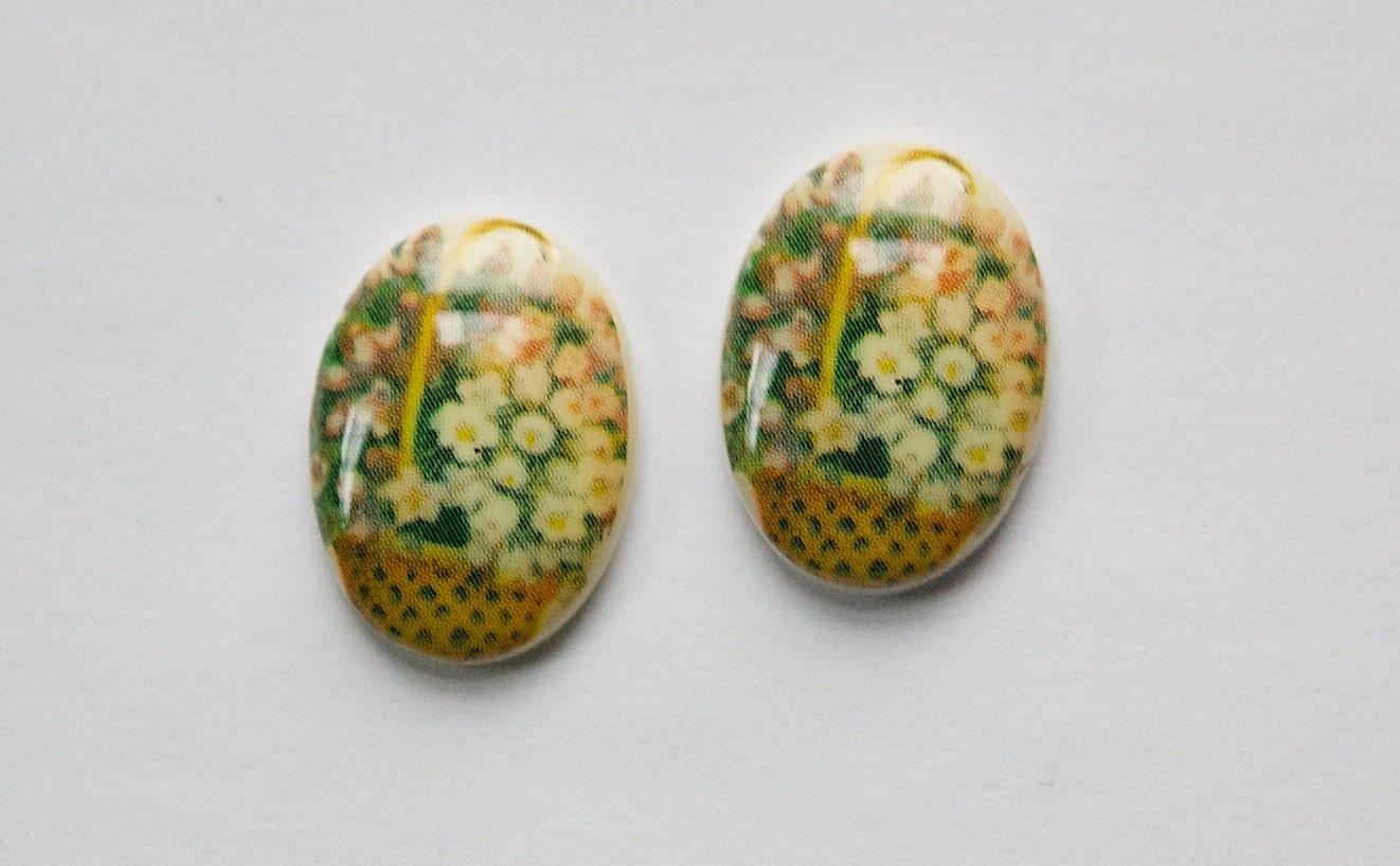 Vintage Glass Cabochon Basket of Flowers 18x13mm cab680N