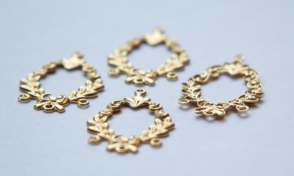 4 Loop Raw Brass Leaves and Bow Stamping Pendants (4) pnd078A