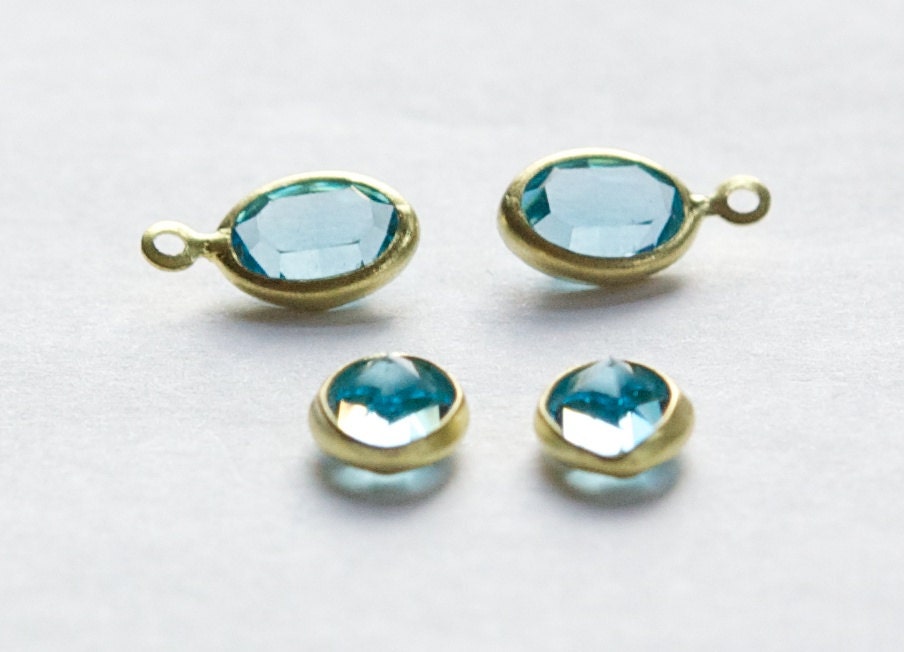 1 Loop Faceted Aqua Blue Swarovski Glass Channel Set Charms Drops cha005G