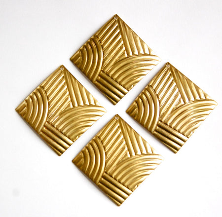 1 Hole Ribbed Pattern Dapped Square Raw Brass Pendant Drop 32mm (4) mtl377