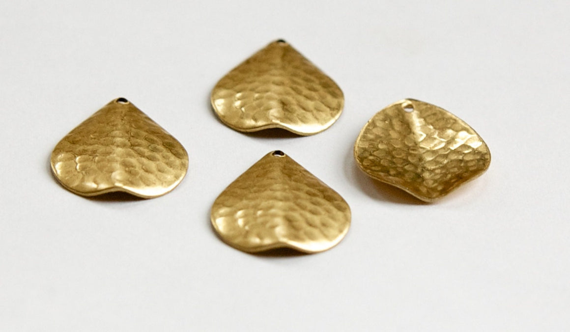 1 Hole Pinched Hammered Teardrop Pendant (4)