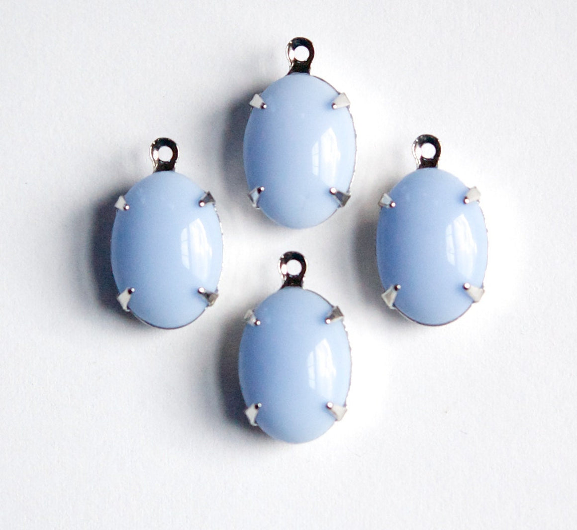 Vintage Opaque Blue Stone in 1 Loop Silver Setting 14x10mm ovl010E