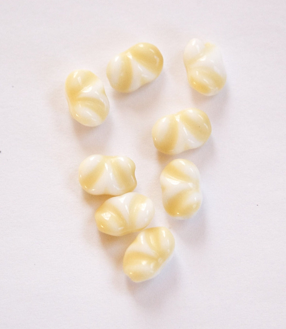 Vintage Oval Beige and White Bow Like German Glass Beads grm046