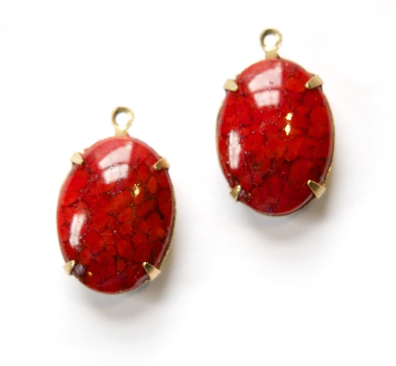 Vintage Opaque Red Matrix Stone in 1 Loop Brass Setting ovl003B