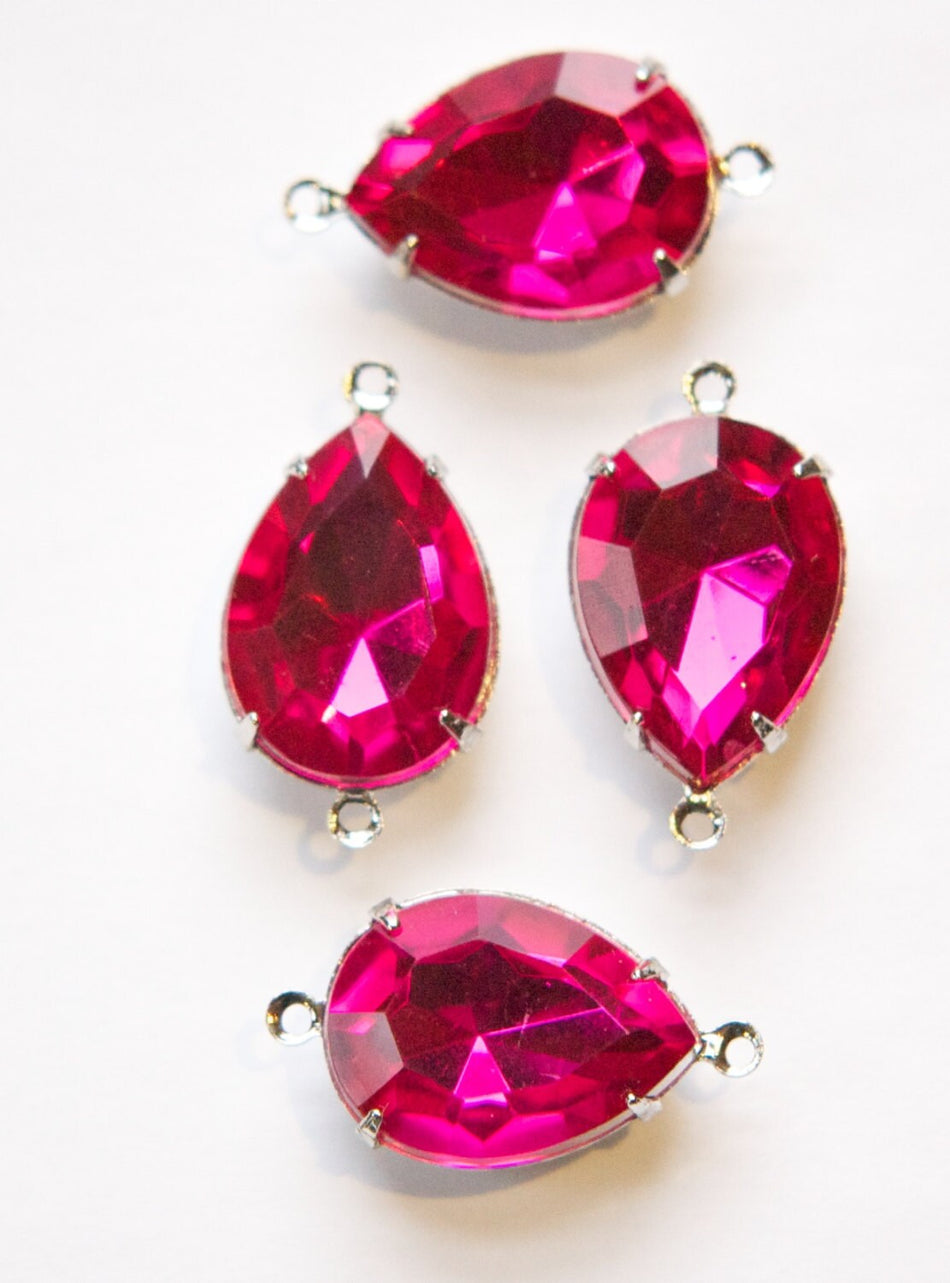 Vintage Faceted Acrylic Bright Pink Teardrops in 2 Loop Silver Setting 18x13mm par006D2