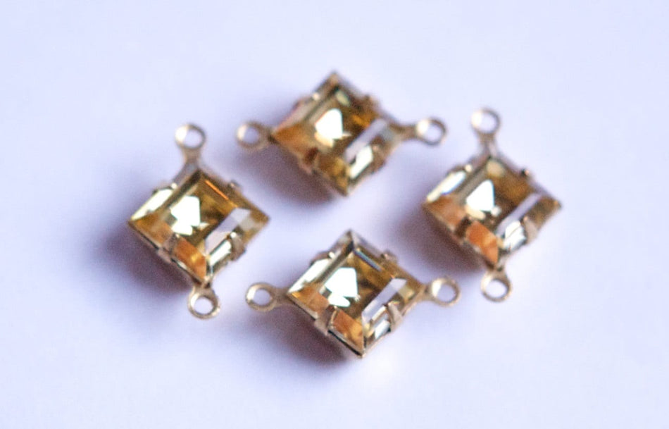 Rauchtopas or Champagne Square Glass Stones 2 Loop Brass Setting 8mm squ002NN2