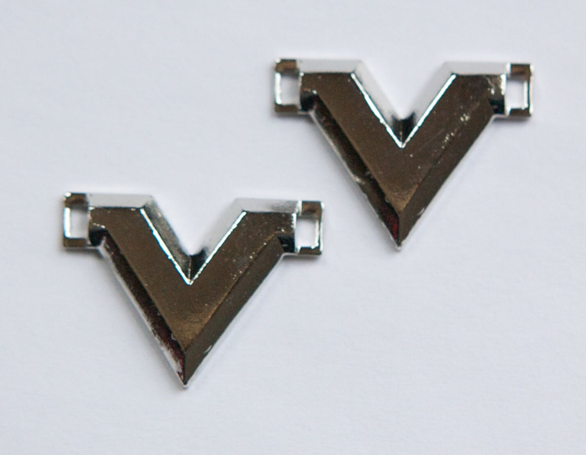 Silver Plated Heavy V Connector Pendant mtl239A
