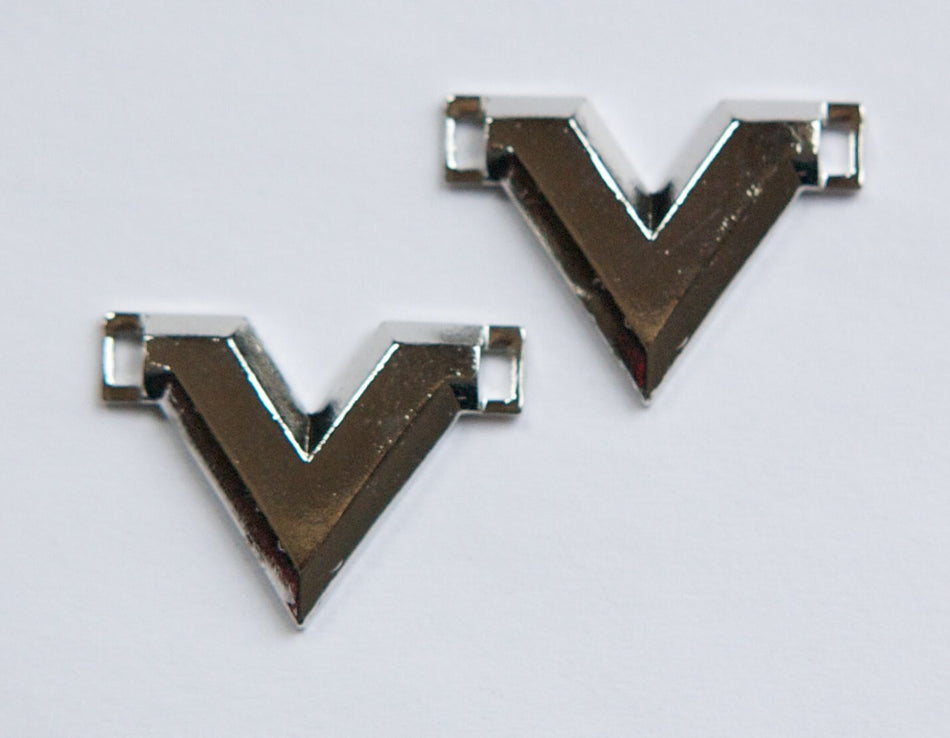 Silver Plated Heavy V Connector Pendant mtl239A