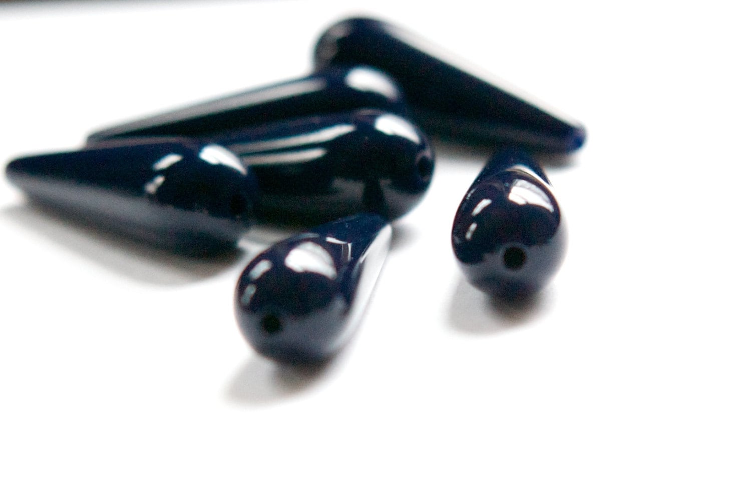 Vintage Acrylic Navy Blue Teardrop Beads lg bds095F
