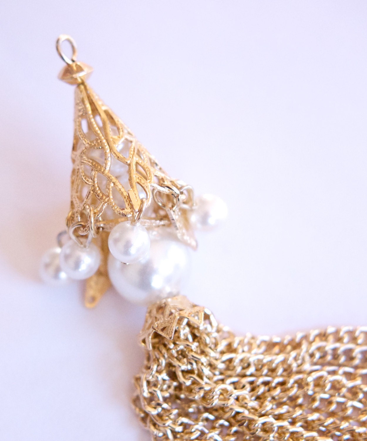 Vintage Long Pearl and Gold Tone Chain Tassel Pendant with Adornments pnd159