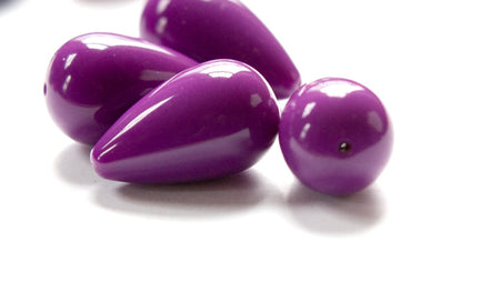Vintage Acrylic Grape Purple Teardrop Beads 24mm bds205C