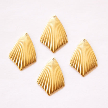 1 Hole Raw Brass Ribbed Dapped Pointed Pendant Charm (6) mtl089B