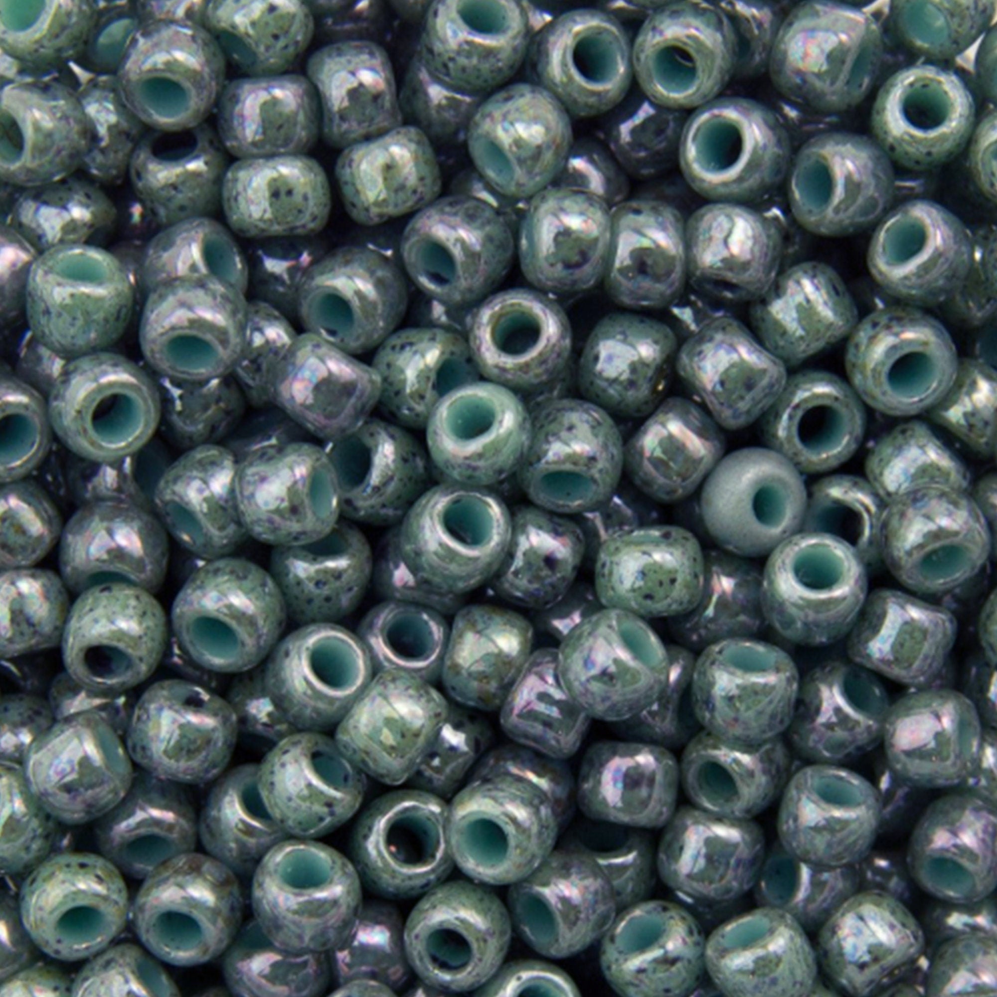 11/0 TOHO ROUND Marbled Opaque Turquoise / Blue Seed Bead (8g)