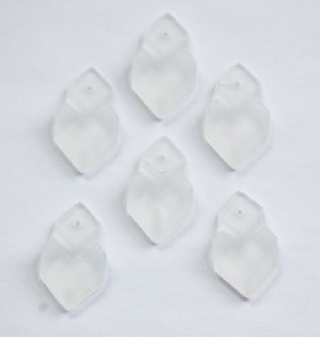 Vintage Acrylic Matte Clear Geometric Triangle Drop chr147A