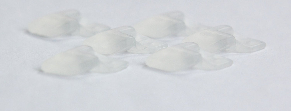 Vintage Acrylic Matte Clear Geometric Triangle Drop chr147A