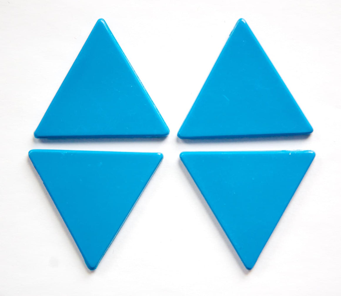 Vintage Medium Blue Acrylic Triangle Cabochon cab569C