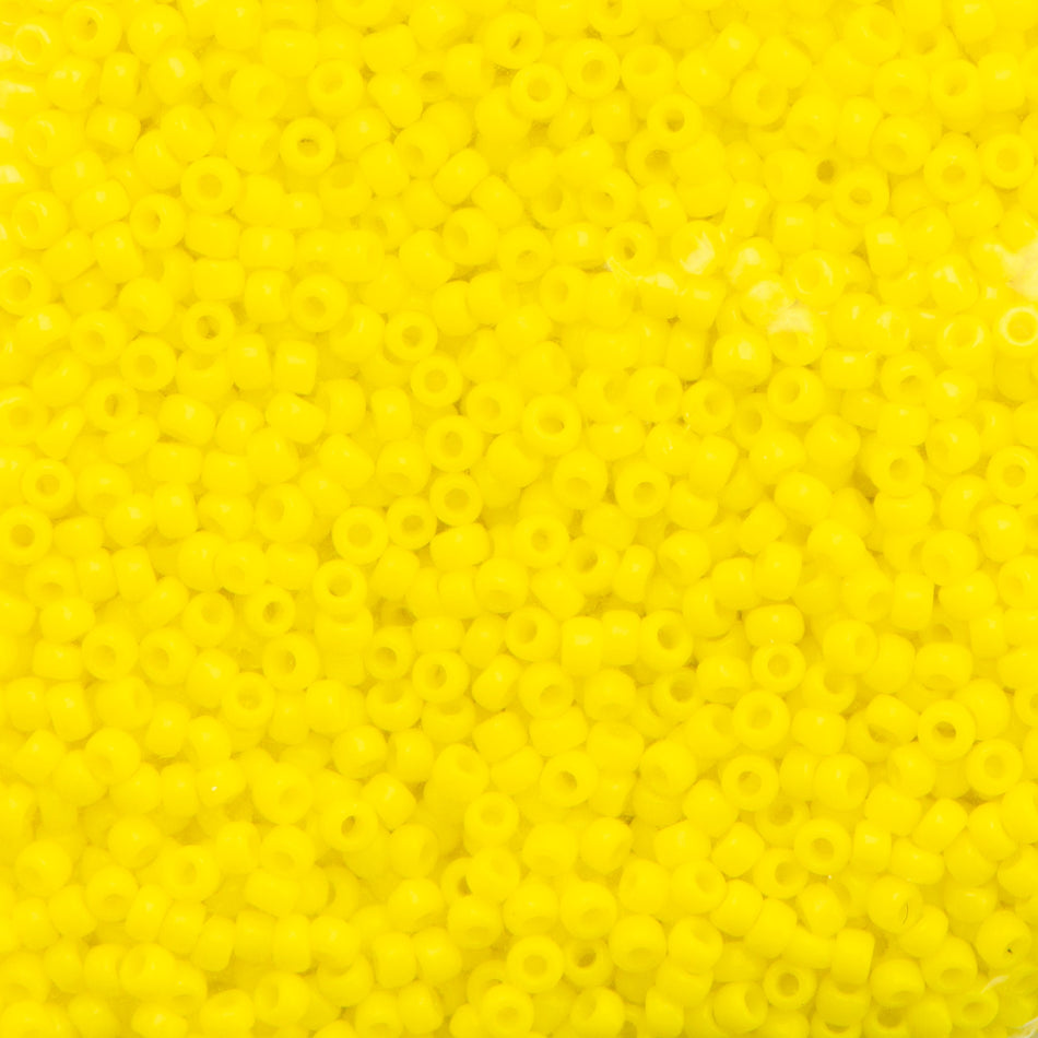 15/0 TOHO ROUND Opaque Dandelion Seed Bead (8g)