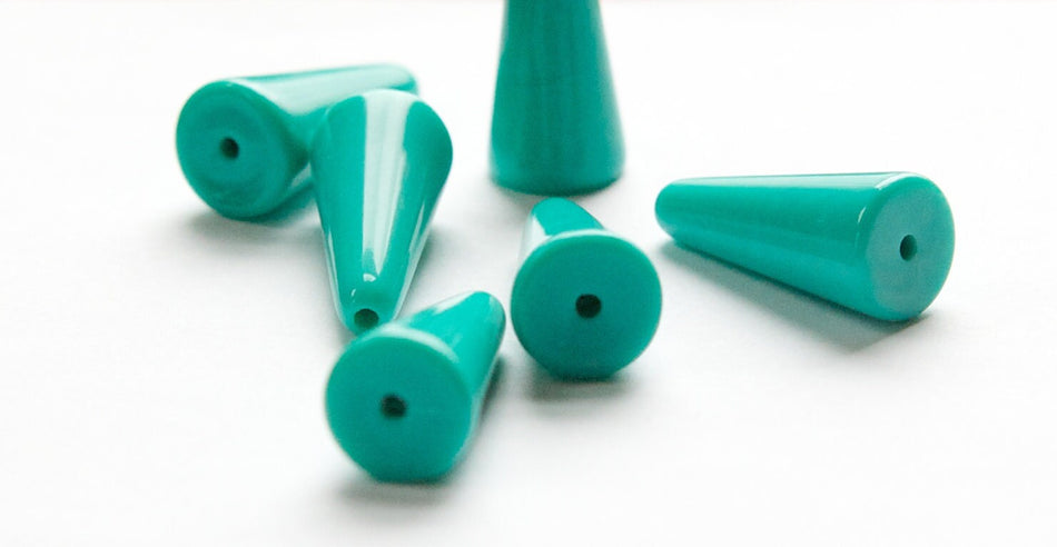 Vintage Opaque Teal Green Triangle Teardrop Acrylic Beads (6) bds311H