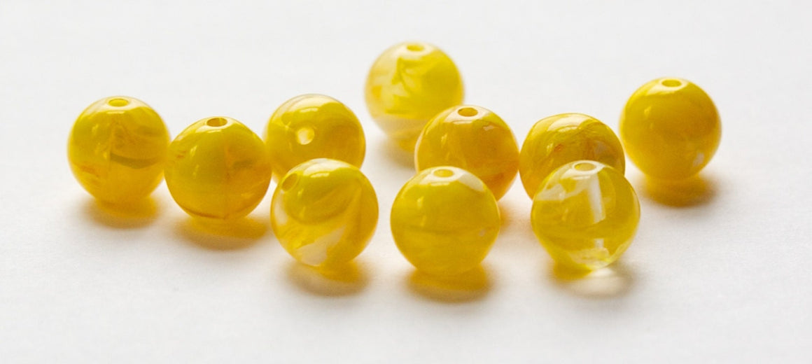 Vintage Yellow and White Marbled Lucite Beads 10mm bds960K