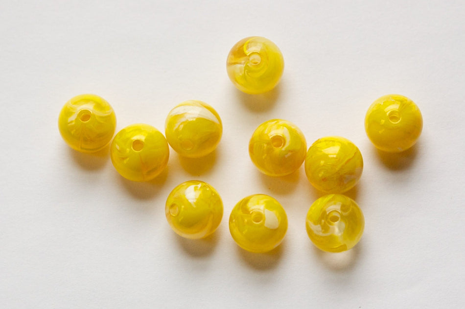 Vintage Yellow and White Marbled Lucite Beads 10mm bds960K