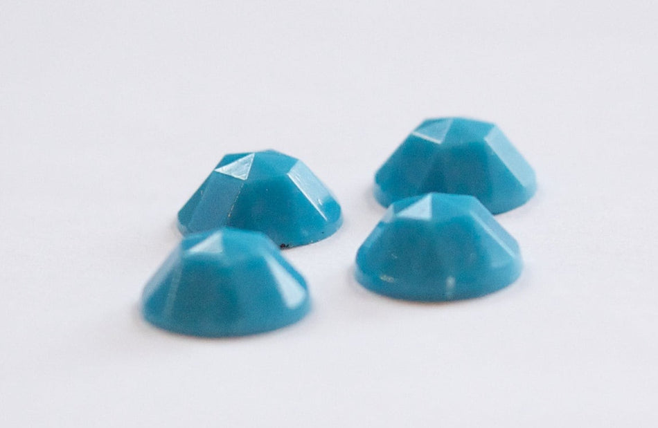 Vintage Turquoise Blue Faceted Glass Cabochon 11mm (6) cab115A