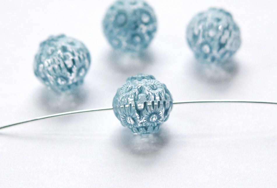 Light Blue on Crystal Etched Acrylic Beads 14mm (8) bds745K