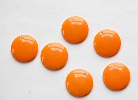 Vintage Tangerine Orange Acrylic Circle Charms Drops (6) pnd161F