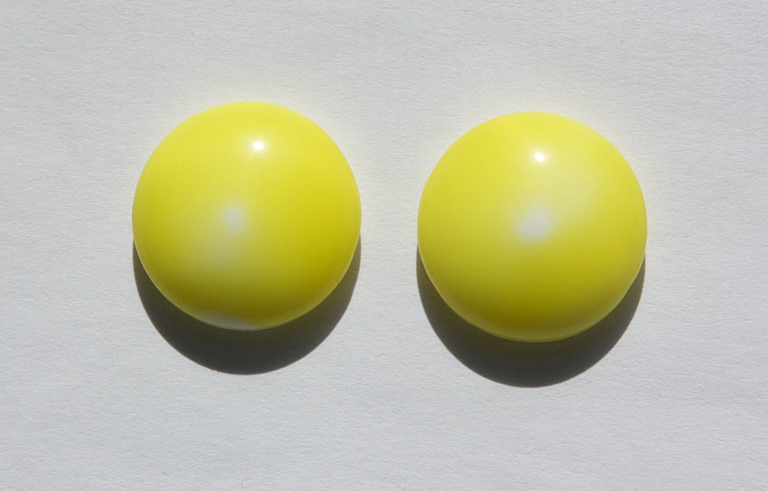 Vintage Yellow and White Glass Cabochons 18mm Germany cab706W