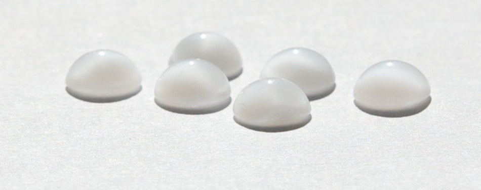 Vintage White Moonglow Glass Cabochons 9mm cab160