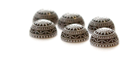 Vintage Etched Mosaic Black and White Cabochons 12mm cab827E