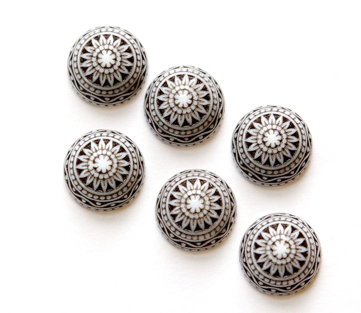 Vintage Etched Mosaic Black and White Cabochons 12mm cab827E