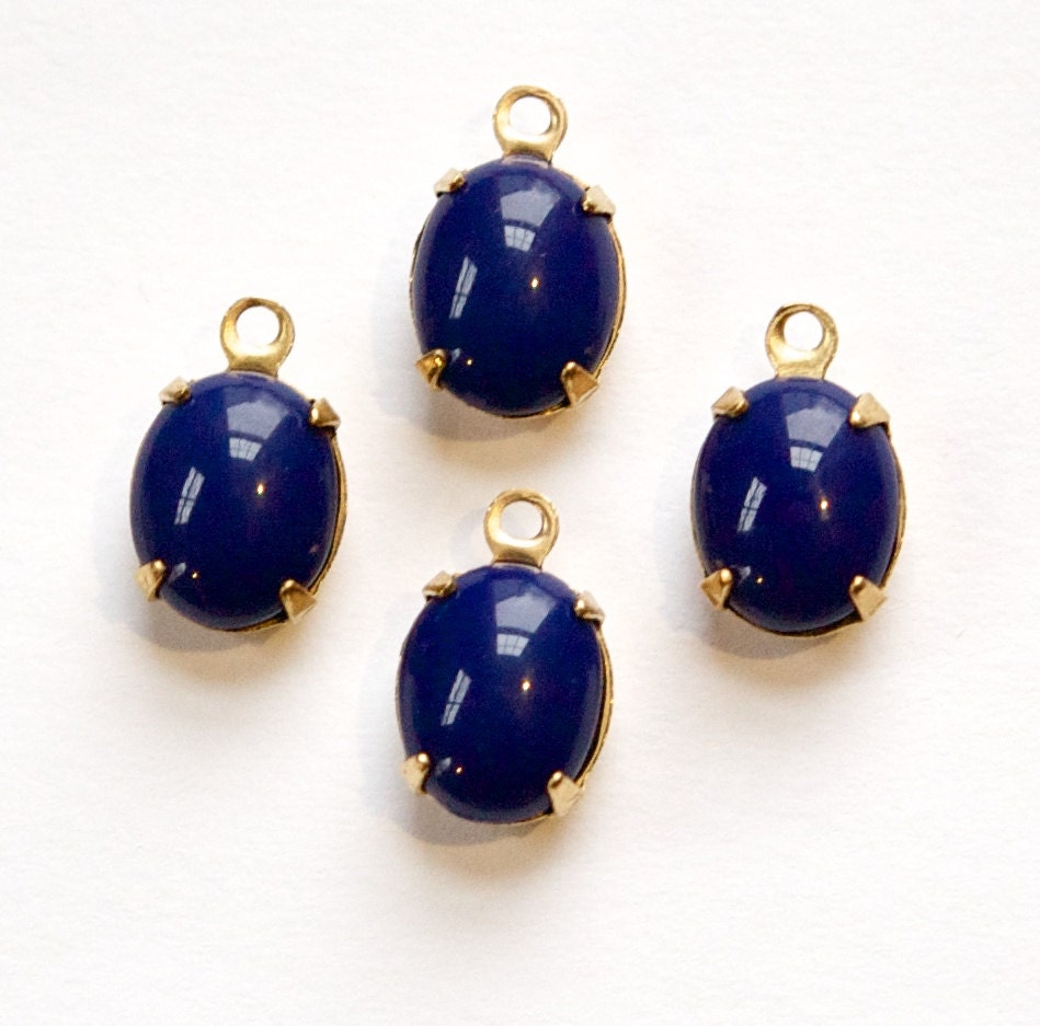 Vintage Navy Blue Oval Stones in 1 Loop Brass Setting 10x8mm ovl005L