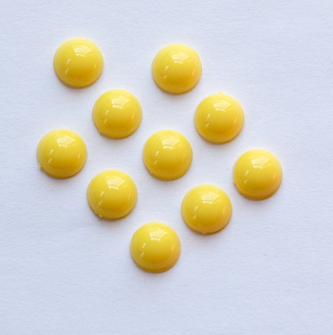 Yellow Acrylic Domed Cabochons 7mm (10) cab701YY