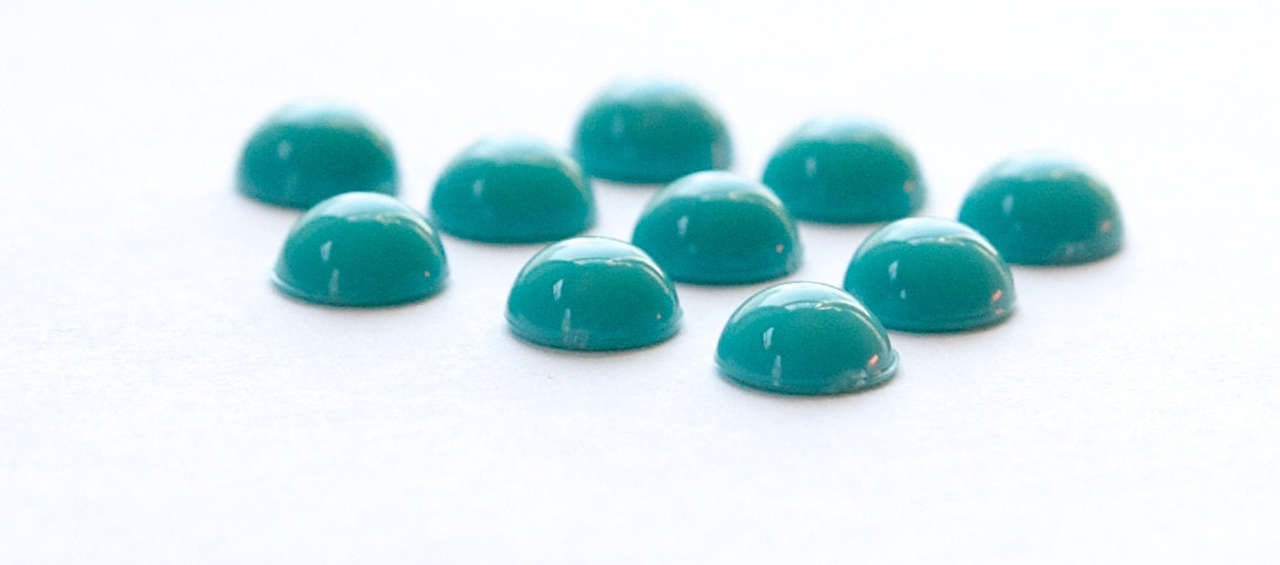 Turquoise Acrylic Domed Cabochons 7mm (10) cab701ZZ
