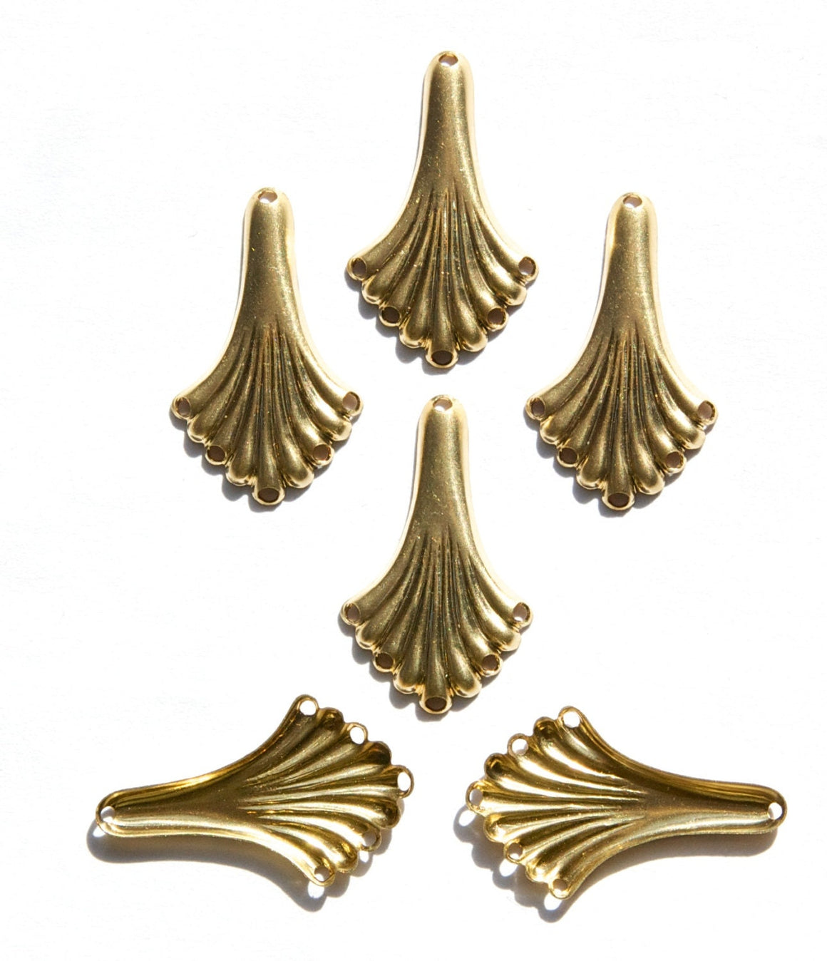 6 Hole Raw Brass Fluted Fan Pendant Drop (6) mtl508A