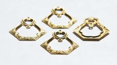 2 Hole Raw Brass Heart Nouveau Open Pendant 34x26 (4) Findings mtl081