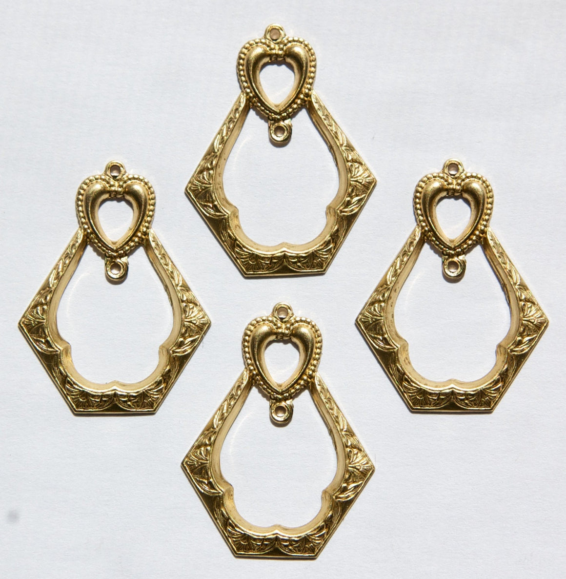 2 Hole Raw Brass Heart Nouveau Open Pendant 34x26 (4) Findings mtl081