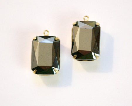 Vintage Hematite Faceted Stones 1 Loop Brass Settings 18x13mm
