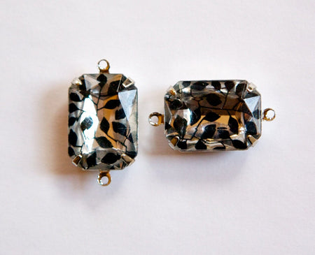 Vintage Clear Acrylic Stones with Black Ivy Design 2 Loop Silver Settings 18X13mm