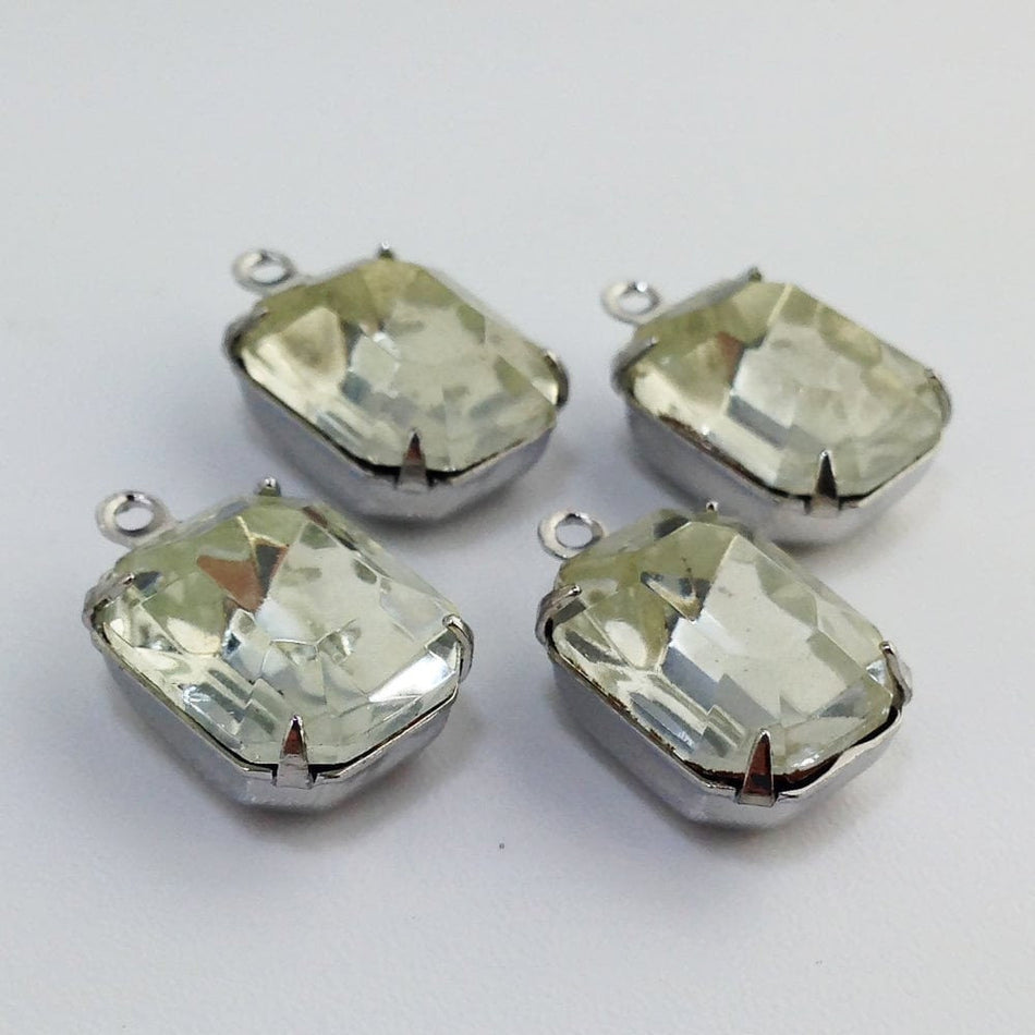 Vintage Faceted Clear Stones 1 Loop Silver Plated Setting 12mm x 10mm oct010T