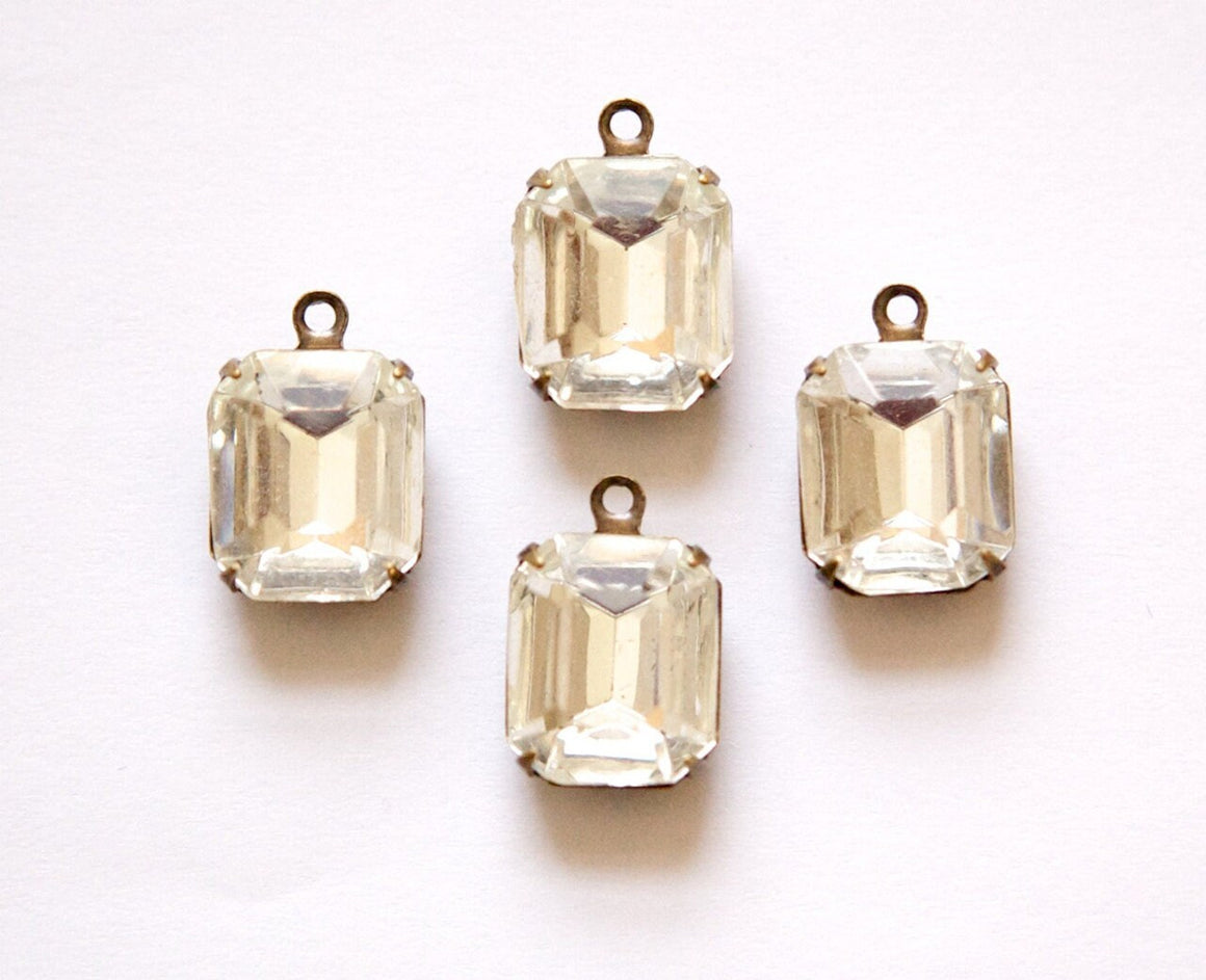 Vintage Faceted Clear Stones 1 Loop Brass Ox Setting 12mm x 10mm oct006T
