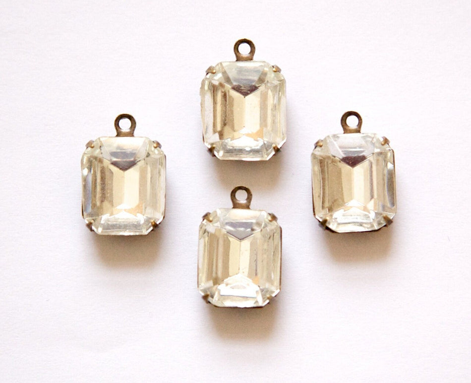 Vintage Faceted Clear Stones 1 Loop Brass Ox Setting 12mm x 10mm oct006T