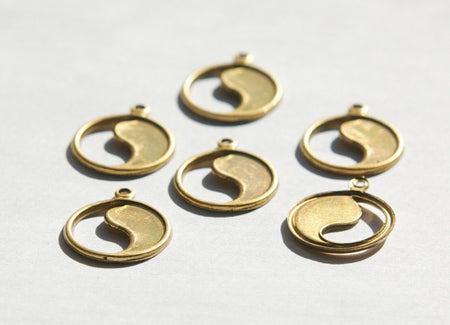 Raw Brass Ying Yang Charms Drops chr024A