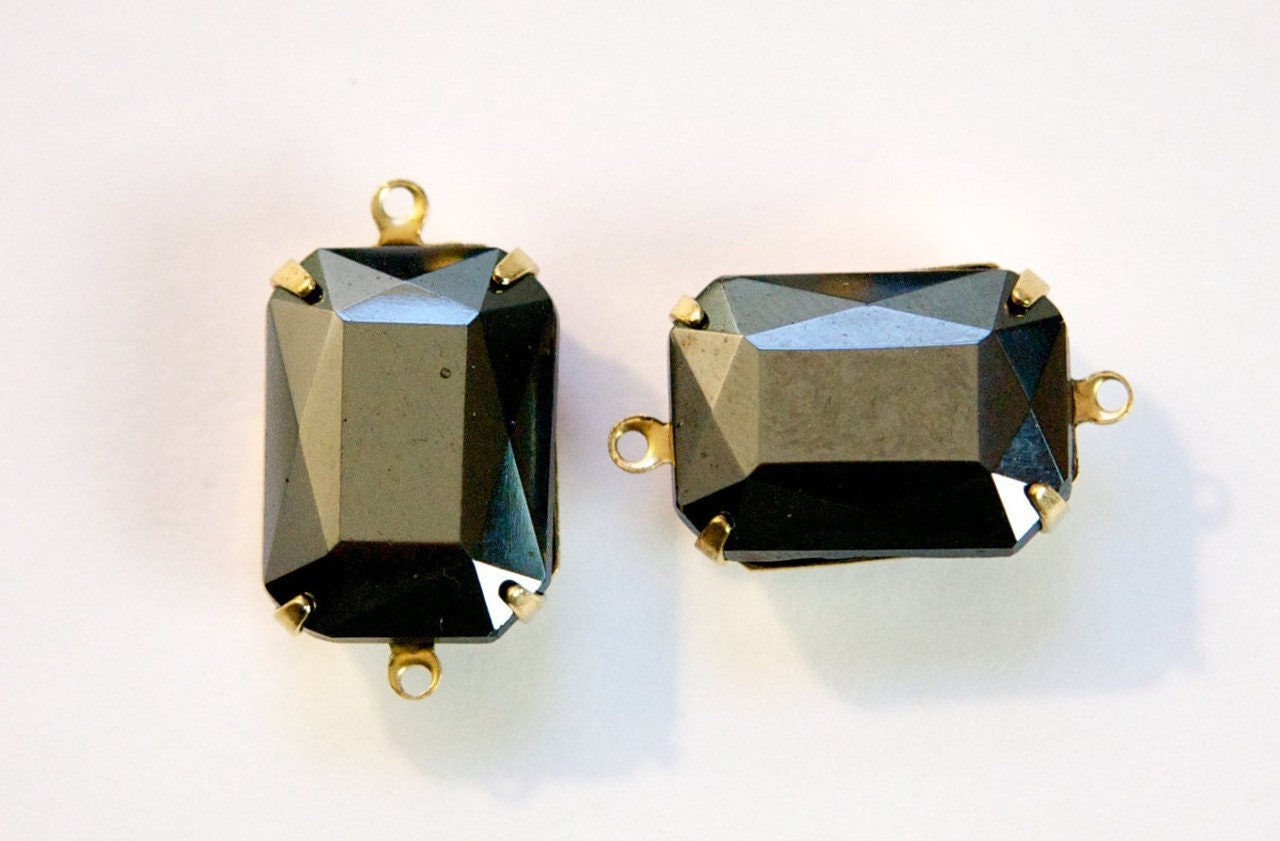 Vintage Hematite Faceted Stones 2 Loop Brass Settings 18x13mm