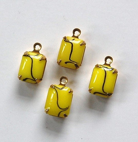 Vintage Opaque Yellow Stones with Black 1 Loop Brass Setting 10x8mm (4)