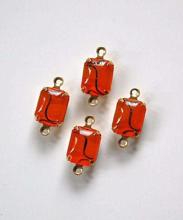 Vintage Orange Stones with Black 2 Loop Brass Setting 10x8mm (4)
