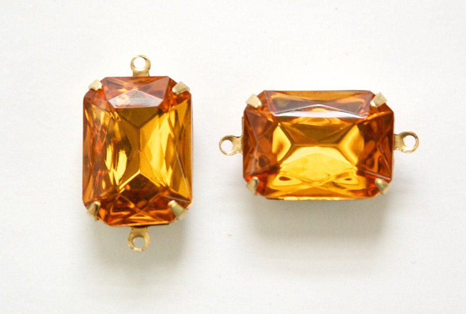 Vintage Topaz Faceted Stones 2 Loop Brass Settings 18x13mm oct004JJ2