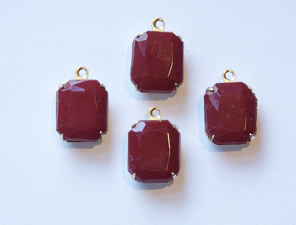 Vintage Burgundy Red Stones in 1 Loop Brass Setting 12mm x 10mm oct005L